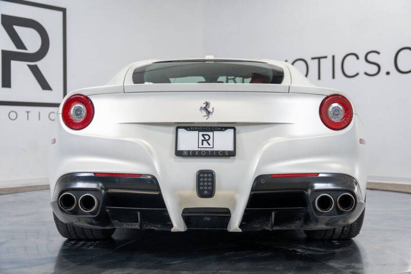 2015 Ferrari F12berlinetta