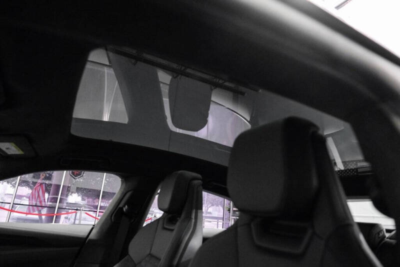 2024 Audi e-tron GT quattro Prestige