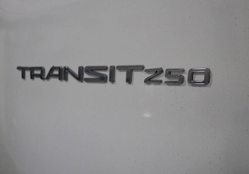 2022 Ford Transit 250