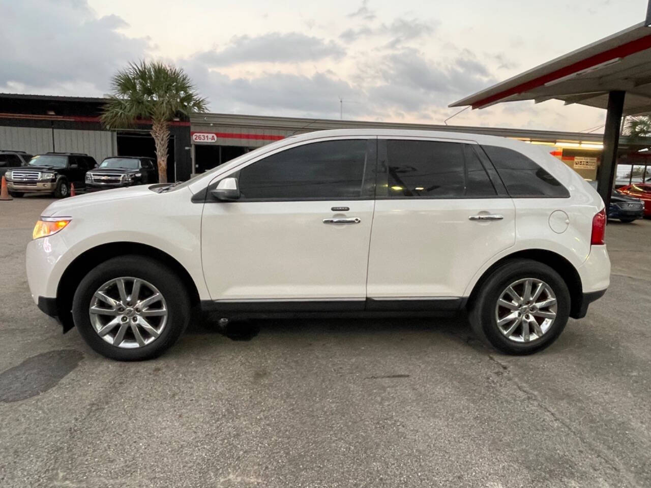 2011 Ford Edge for sale at SMART CHOICE AUTO in Pasadena, TX