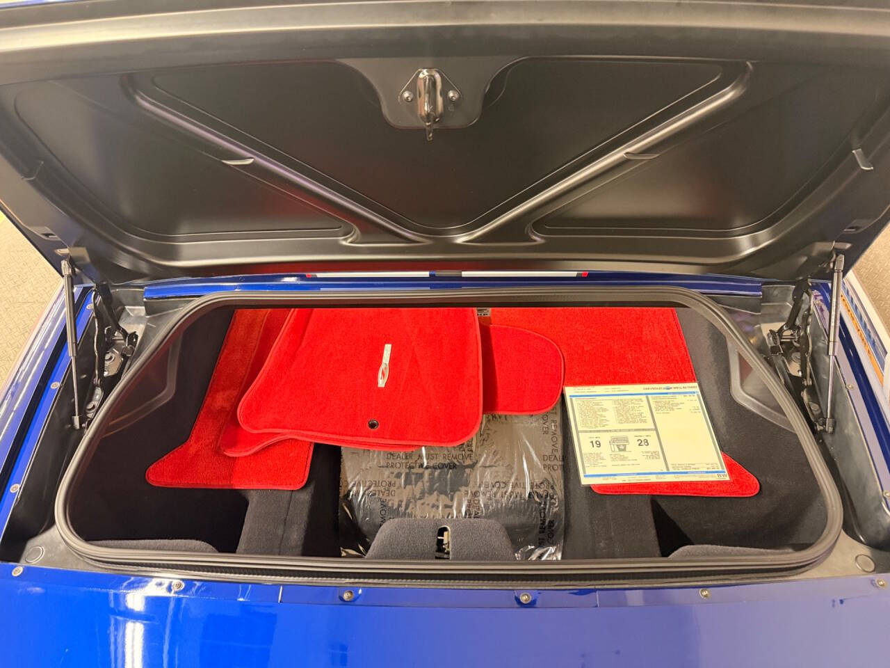 2004 Chevrolet Corvette 27