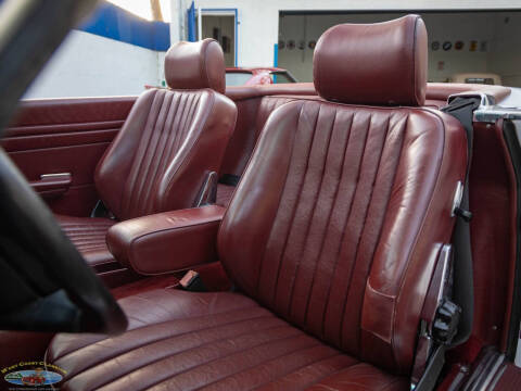 1987 Mercedes-Benz 560-Class 560 SL