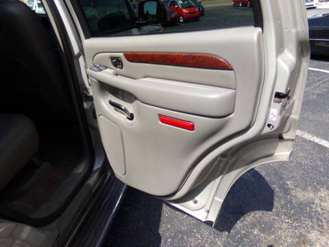 2005 Cadillac Escalade