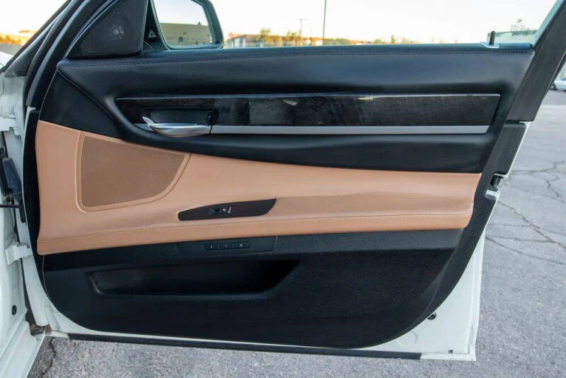 2013 BMW 7 Series 750Li