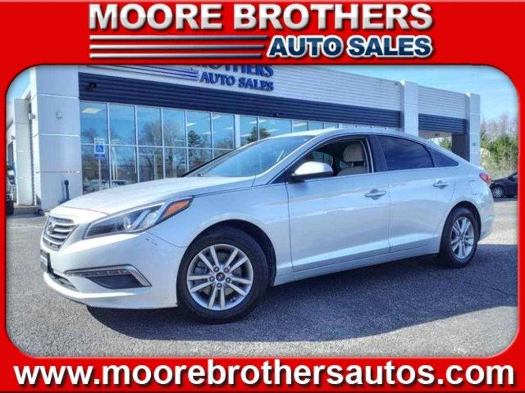 2015 Hyundai SONATA for sale at MOORE BROTHERS in Oxford, MS