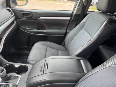 2015 Toyota Highlander LE Plus