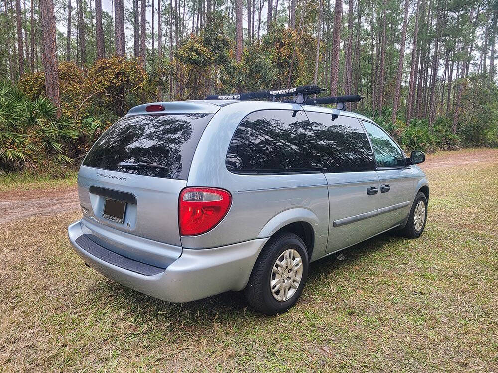 2005 Dodge Grand Caravan for sale at Flagler Auto Center in Bunnell, FL