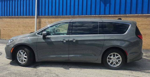 2023 Chrysler Pacifica Touring L