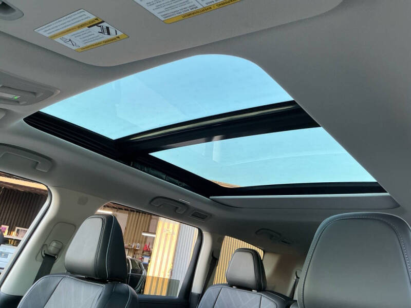 2025 Infiniti QX80 Luxe