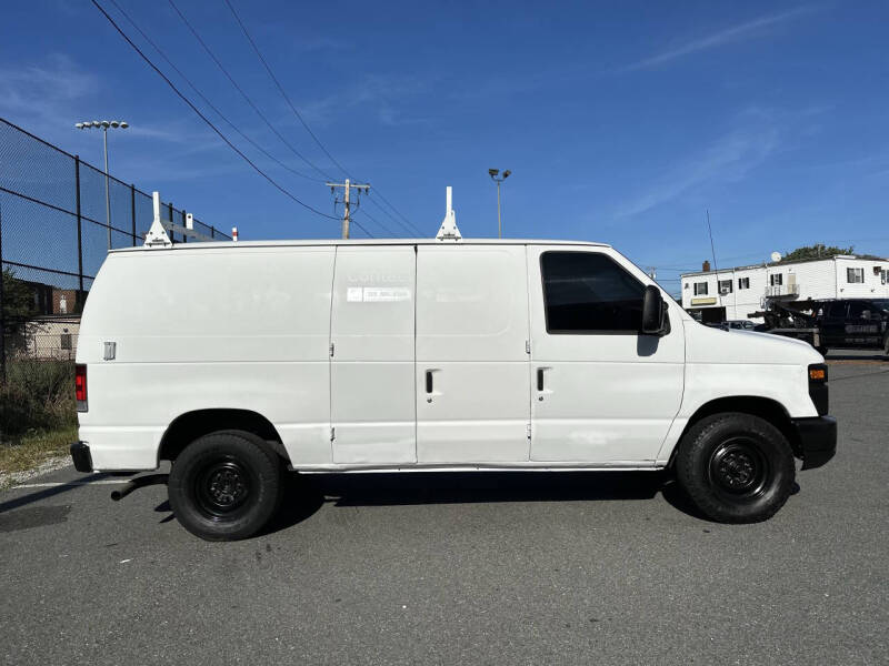 2012 Ford E-Series E-350 SD