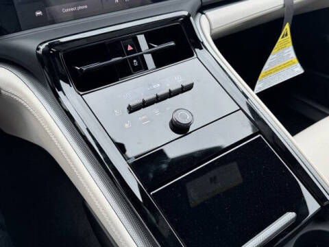 2025 Porsche Panamera 4