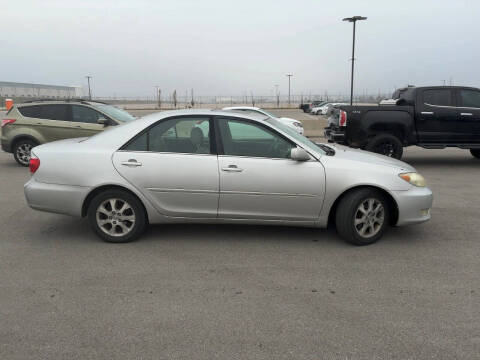 2005 Toyota Camry LE V6