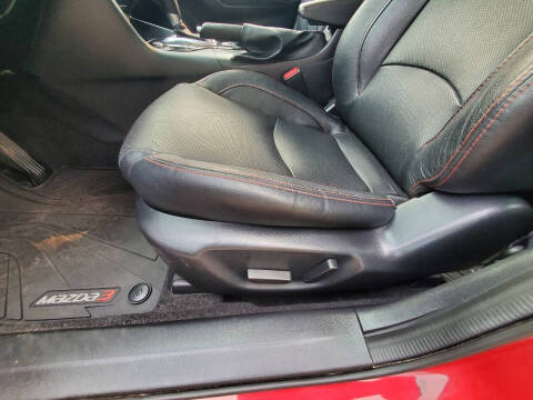 2015 Mazda MAZDA3 s Grand Touring