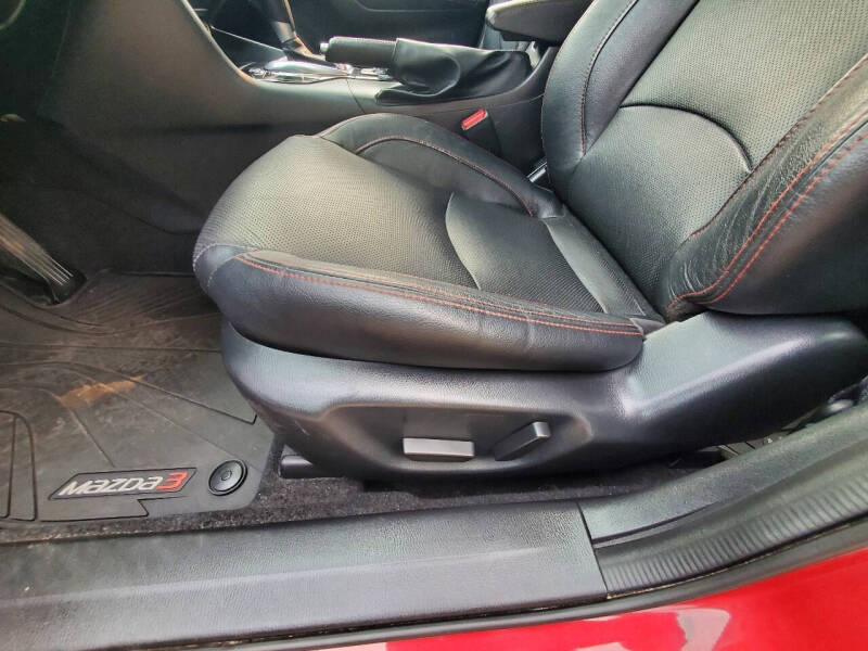 2015 Mazda MAZDA3 s Grand Touring