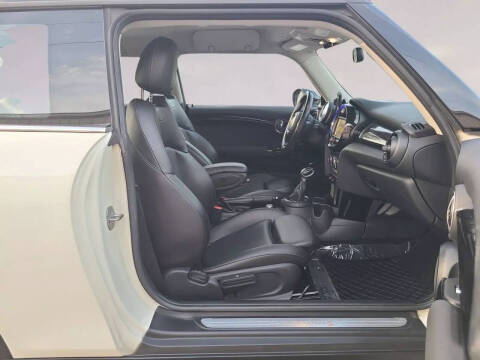 2016 MINI Hardtop 2 Door Cooper S