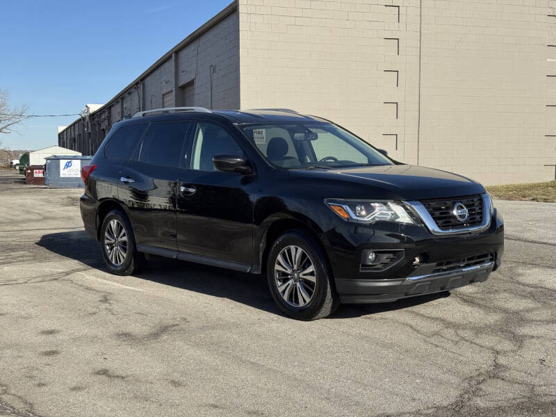 2020 Nissan Pathfinder SV
