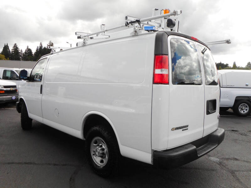 2016 Chevrolet Express 2500