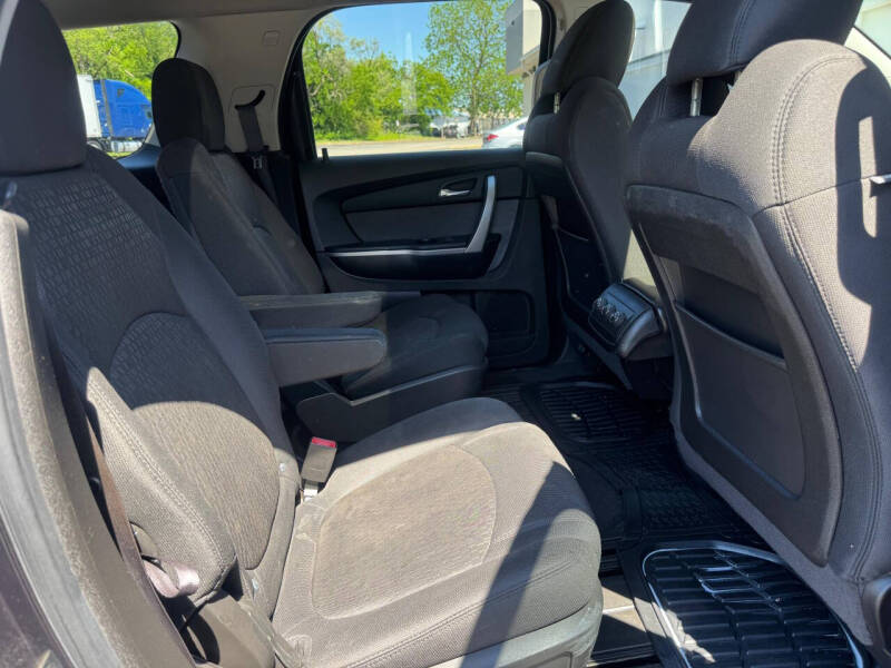 2011 GMC Acadia SLE