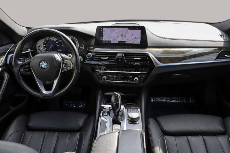 2017 BMW 5 Series 530i xDrive