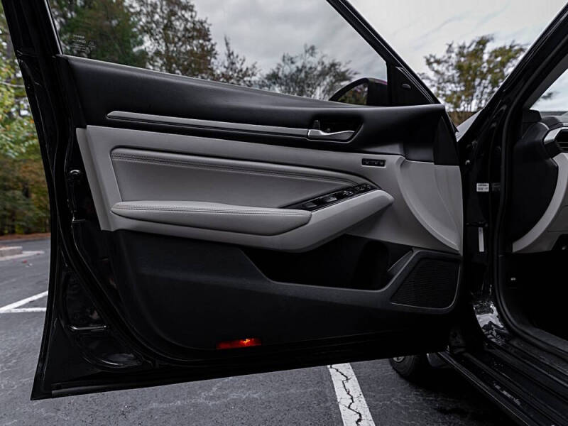 2021 Nissan Altima 2.5 Platinum