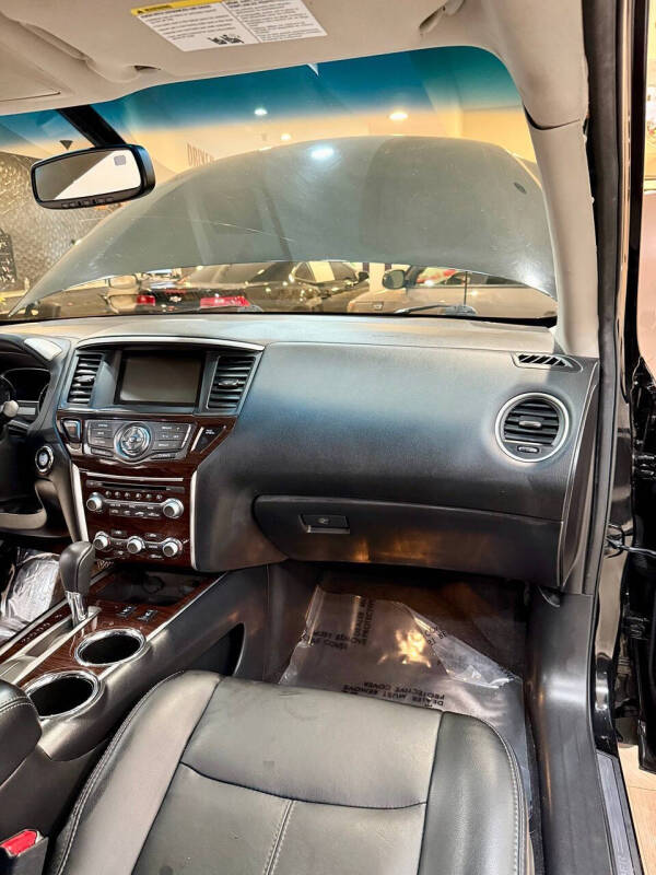 2015 Nissan Pathfinder SL