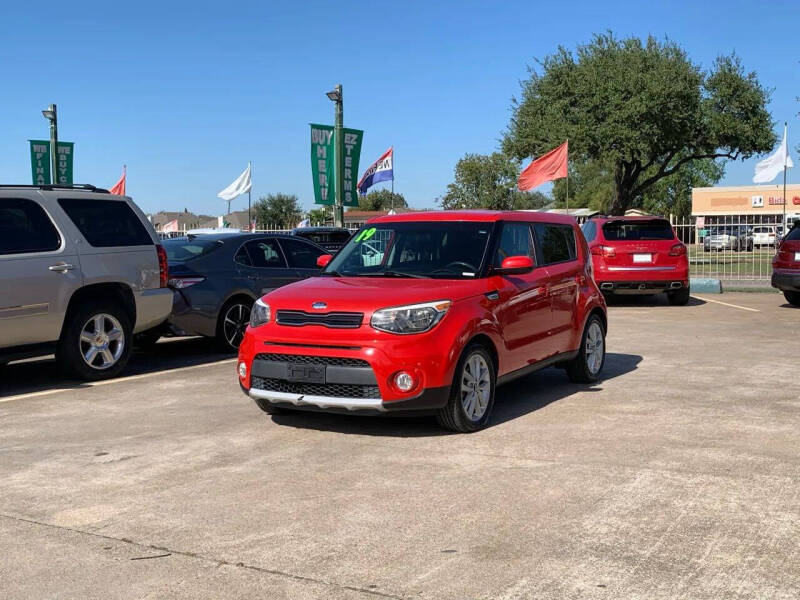 2019 Kia Soul +