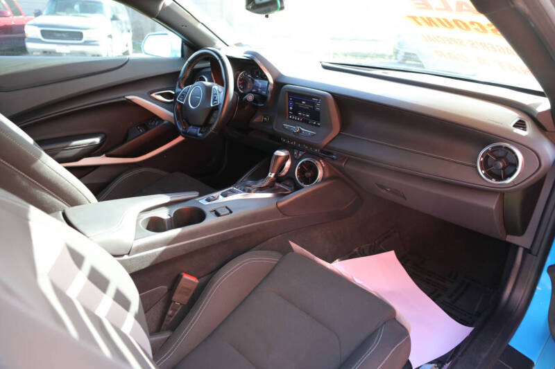 2023 Chevrolet Camaro LT