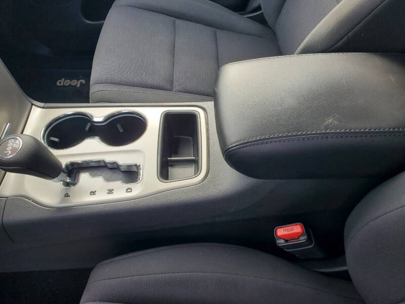 2012 Jeep Grand Cherokee Laredo