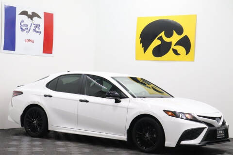 2022 Toyota Camry Hybrid for sale at Carousel Auto Group in Iowa City IA