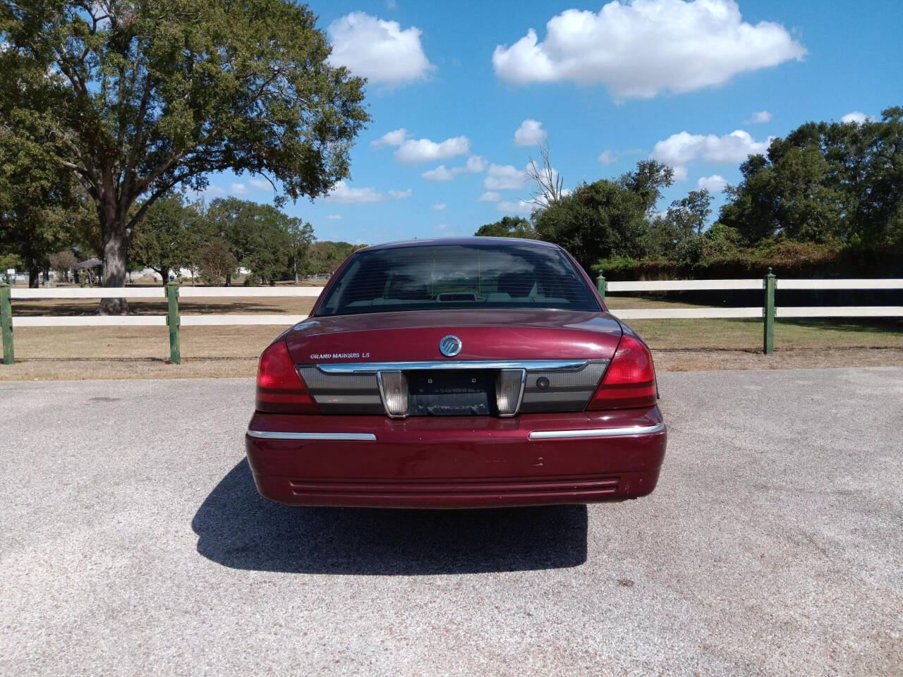 2006 Mercury Grand Marquis for sale at AUTOPLUG 360 in Stafford, TX