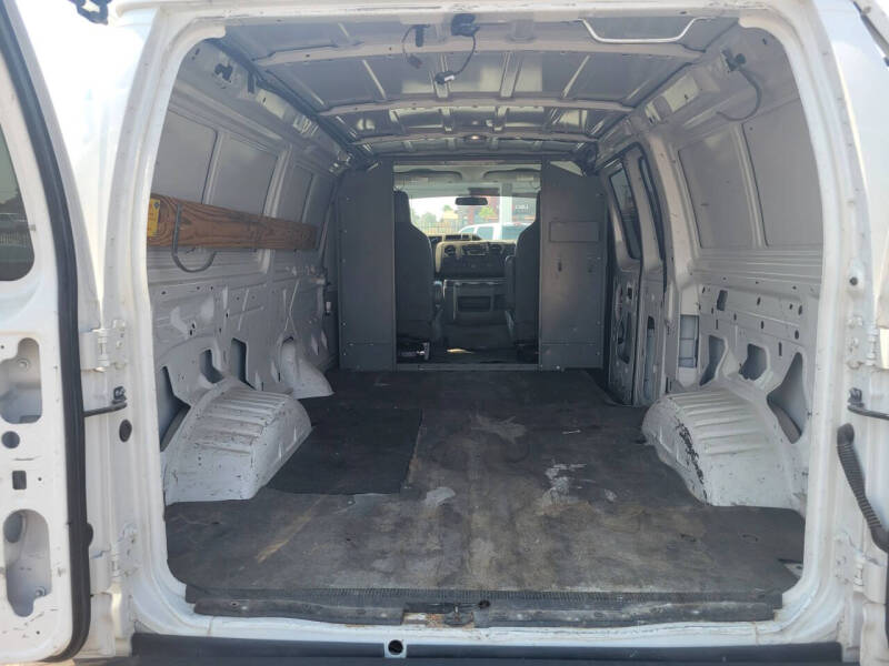 2011 Ford E-Series E-250