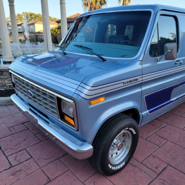 1983 Ford E-100