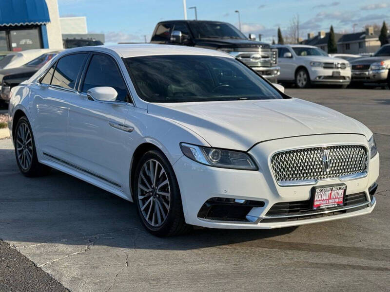 2019 Lincoln Continental Select