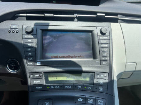 2010 Toyota Prius II