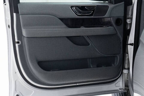 2019 Lincoln Navigator Select