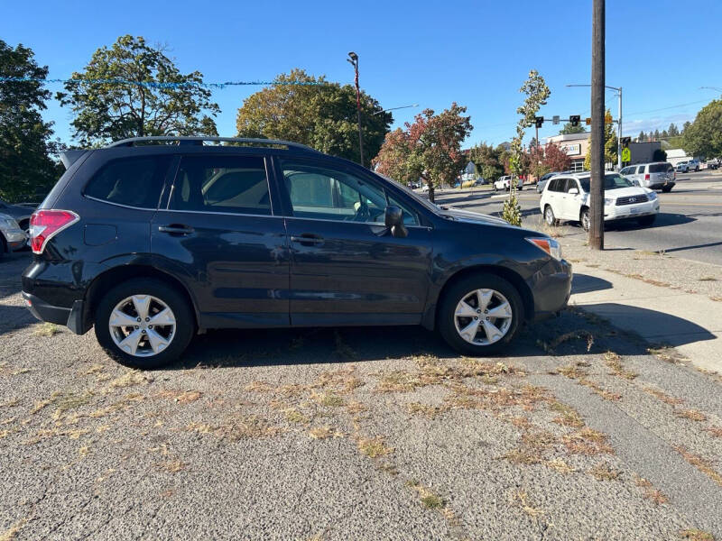 2015 Subaru Forester i Limited photo 2