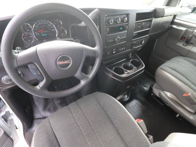 2024 GMC Savana 2500