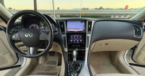 2015 Infiniti Q50 Premium