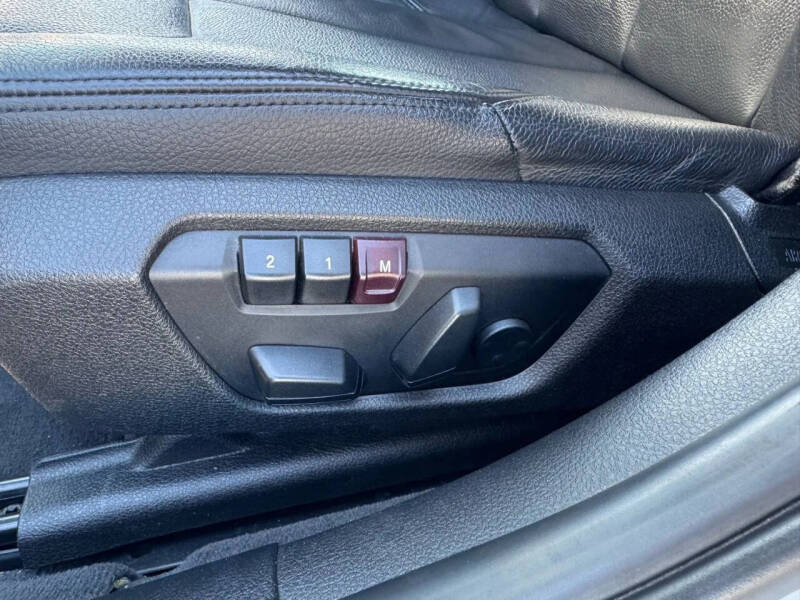 2012 BMW 3 Series 328i