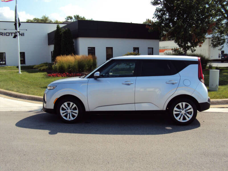 2020 Kia Soul LX photo 13