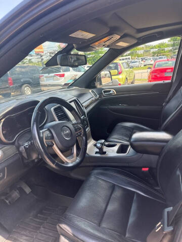 2014 Jeep Cherokee Sport