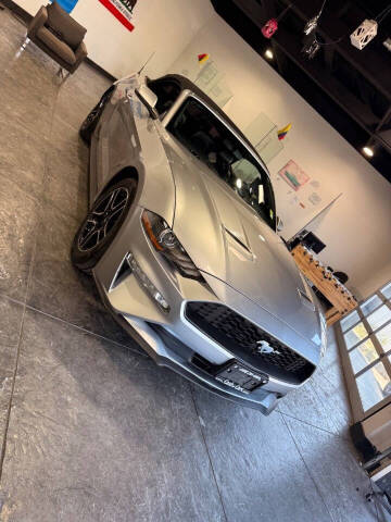 2020 Ford Mustang EcoBoost Premium