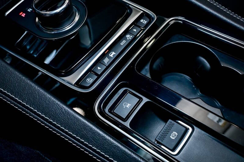 2019 Jaguar F-PACE 25t R-Sport