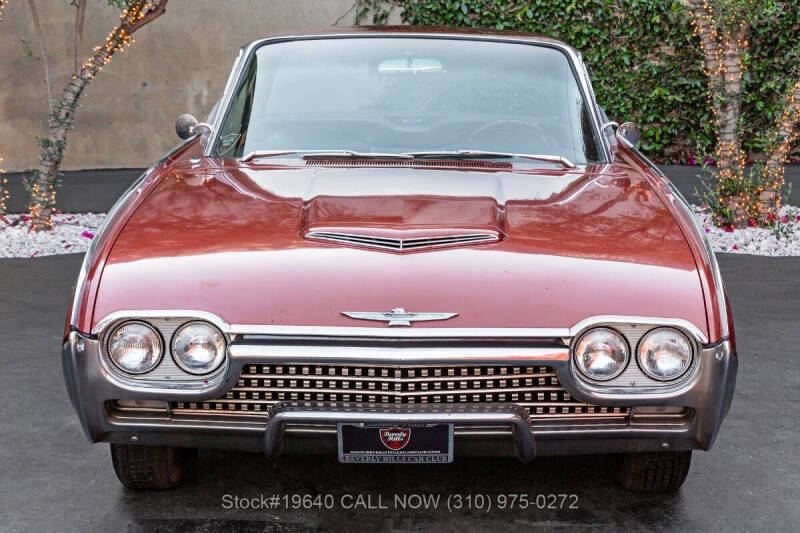 1962 Ford Thunderbird
