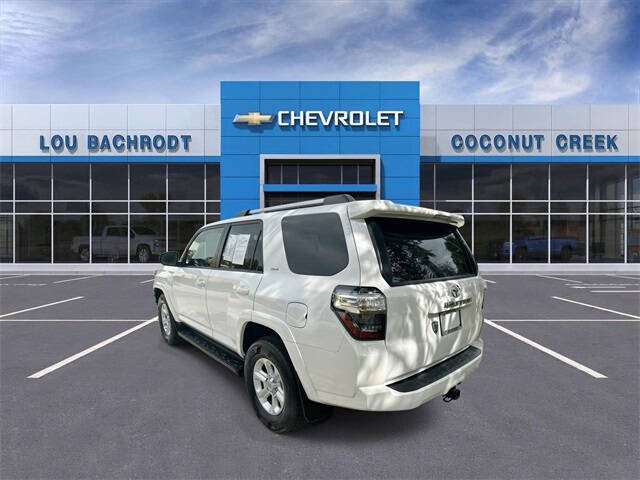 2024 Toyota 4Runner SR5