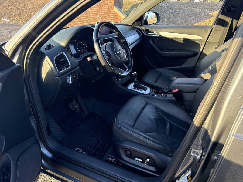 2017 Audi Q3 2.0T Premium