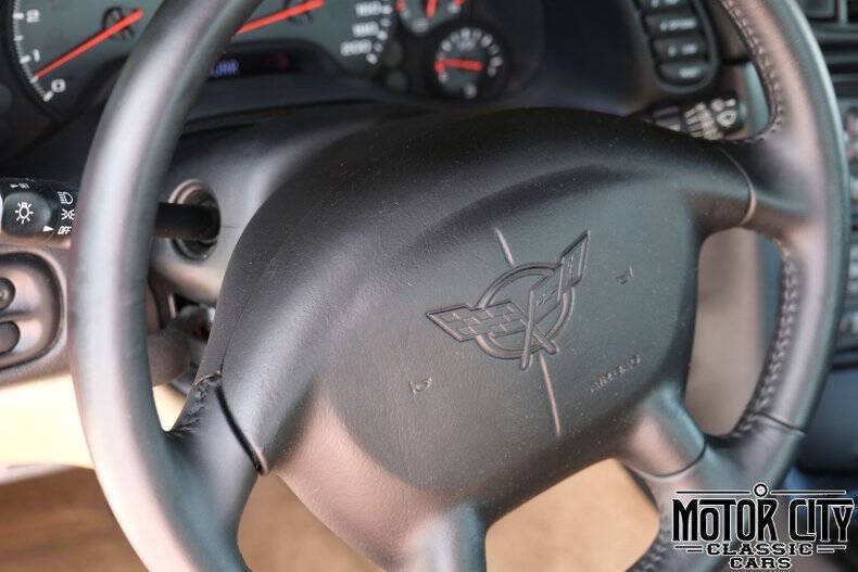 2004 Chevrolet Corvette