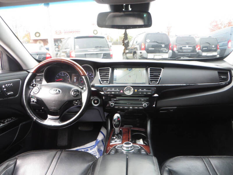 2016 Kia K900 Luxury V6