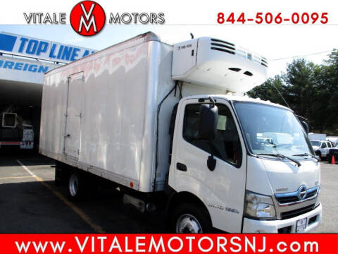 2014 Hino 195