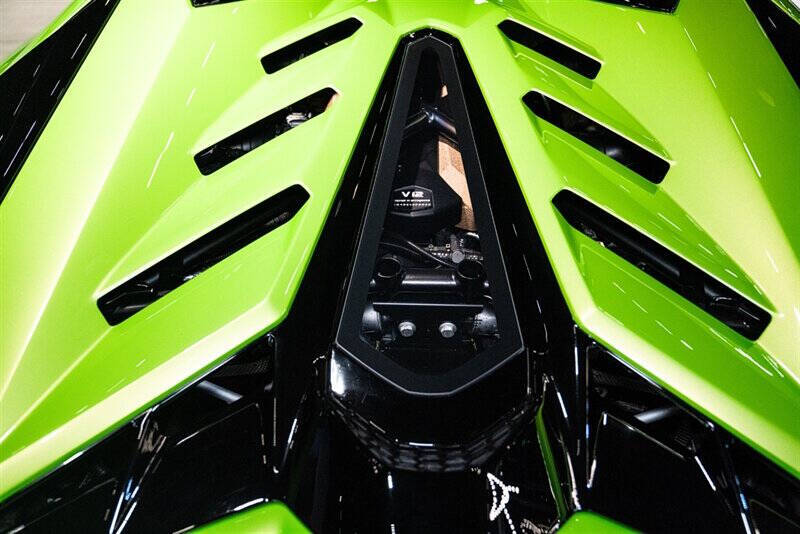 2021 Lamborghini Aventador LP 770-4 SVJ